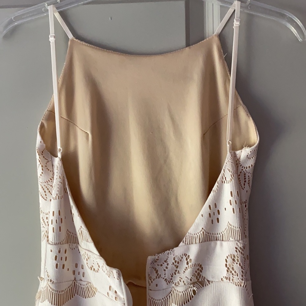 BOGO Maxi Backless Cream White Lacy Dress - Picture 5 of 8